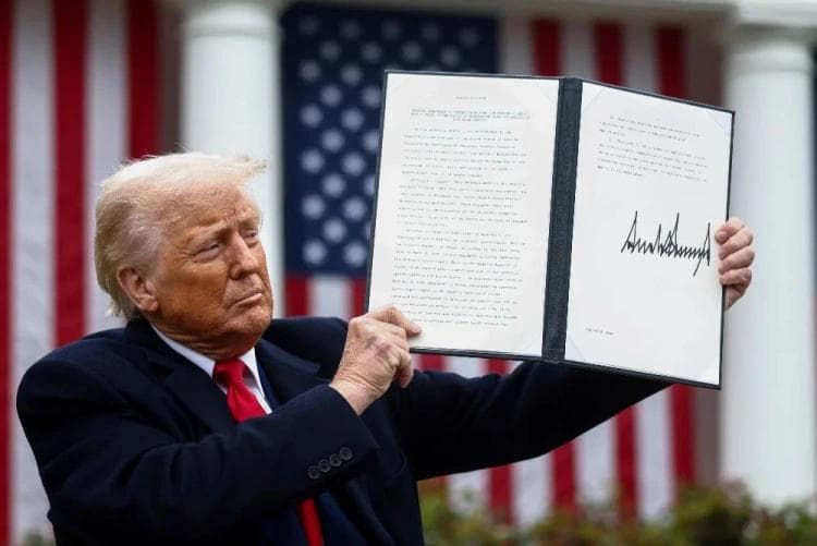 Efek Domino Kebijakan Tarif Trump dari Eropa Hingga Asia